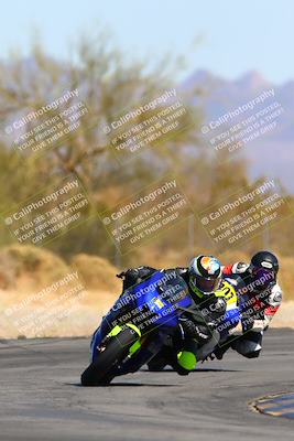 media/Mar-12-2022-SoCal Trackdays (Sat) [[152081554b]]/Turn 2 (1145am)/